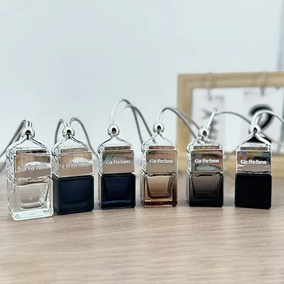 Botellas cuadradas de vidrio colgantes de 8ml para ambientador de coche, con tapas en tono plateado