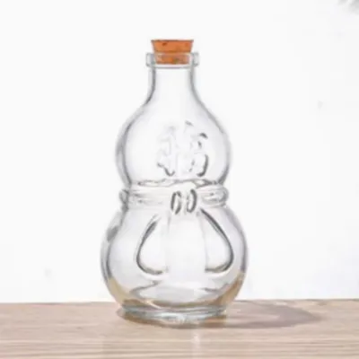 Botellas de vidrio decorativas