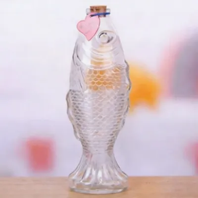 Botellas de vidrio decorativas