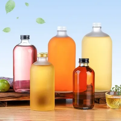 Estilos disponibles de botellas de vidrio para bebidas